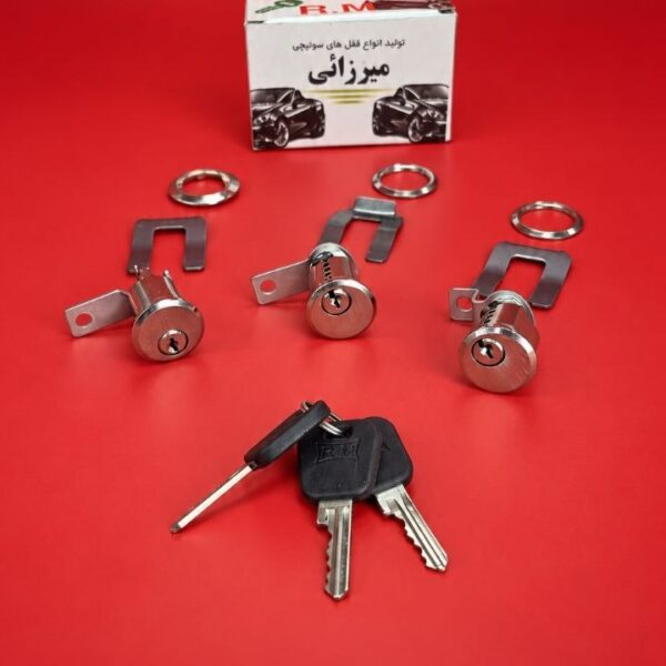سوییچ دری پژو سال میرزایی با 3 کلید سفارشی